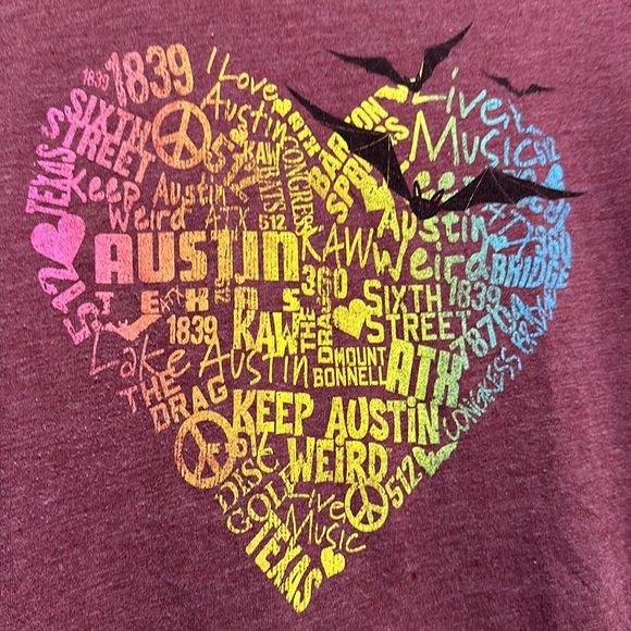 3/$30 Austin “word cloud heart” t-shirt womens XL (Bella) - Picture 2 of 8